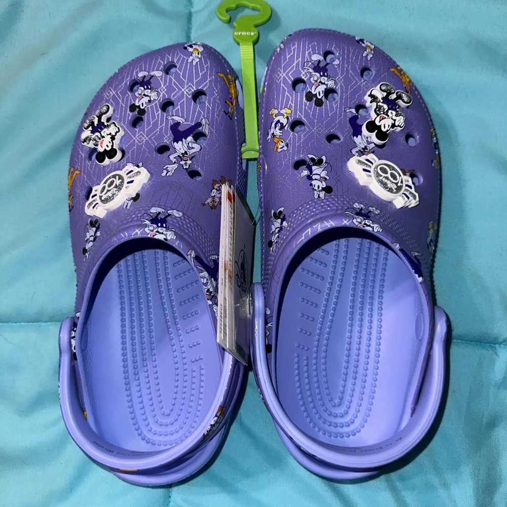NWT Disney Parks 100 Crocs